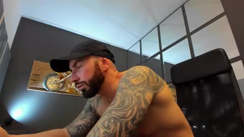 AronGrant online show from February 25, 12:45 pm