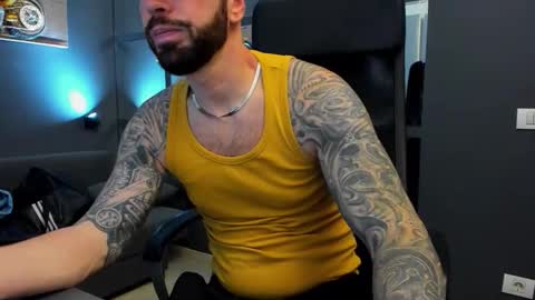 AronGrant online show from November 28, 10:18 am