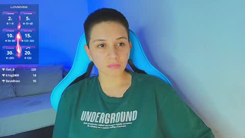 Snapshot of arontroy_wi chatting on January 12, 7:00 am noah and ivy online show from January 12, 7:00 am