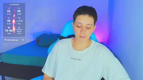 Snapshot of arontroy_wi chatting on February 11, 6:33 pm noah and ivy online show from February 11, 6:33 pm