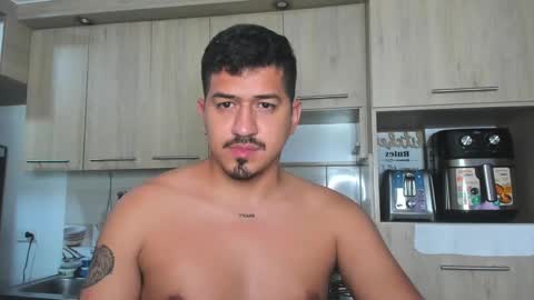 ARON  Independent model  online show from February 26, 6:26 am