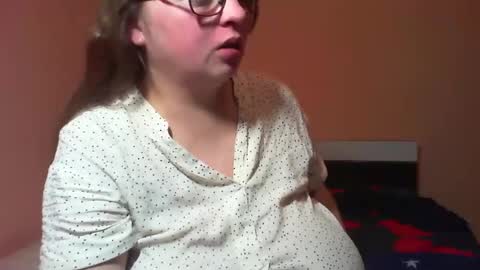 Arriana online show from December 31, 4:38 am