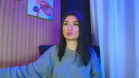    online show from October 27, 9:19 pm