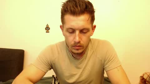 Snapshot of arromwilliam90 chatting on January 26, 7:52 pm arromwilliam90 online show from January 26, 7:52 pm