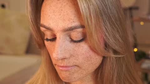 Snapshot of artease chatting on December 6, 11:22 am Arti Next Streams - online show from December 6, 11:22 am