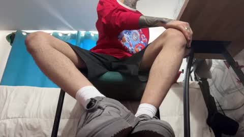 Snapshot of arteemiis chatting on December 25, 8:40 am online show from December 25, 8:40 am