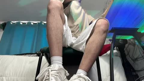 Snapshot of arteemiis chatting on January 4, 10:49 am online show from January 4, 10:49 am