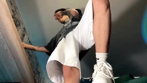 Snapshot of arteemiis chatting on January 15, 10:17 am online show from January 15, 10:17 am