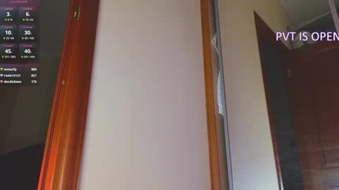 SEE U THURSDAY  online show from February 28, 1:37 am