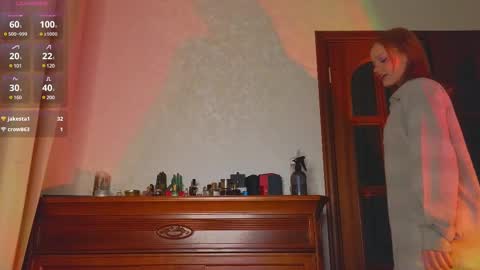 SEE U THURSDAY  online show from March 3, 9:37 pm