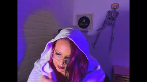 artenisa_tay69 online show from October 16, 2:56 am