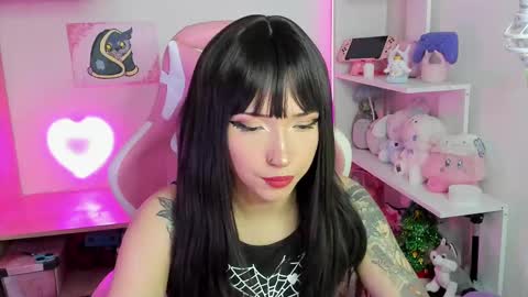 Snapshot of artic_love chatting on October 8, 12:52 am Lenna online show from October 8, 12:52 am