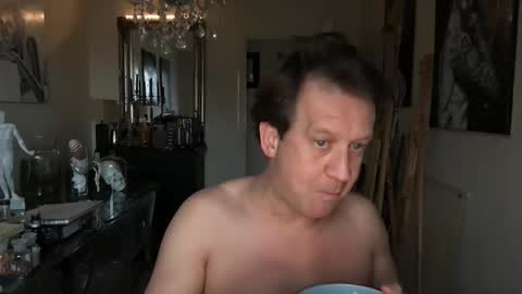 artisterotic online show from March 11, 7:15 am