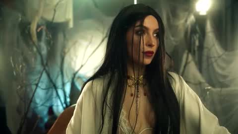 The ticket show has been postponed to Monday tomorrow. Sorry womens day online show from November 9, 8:29 pm