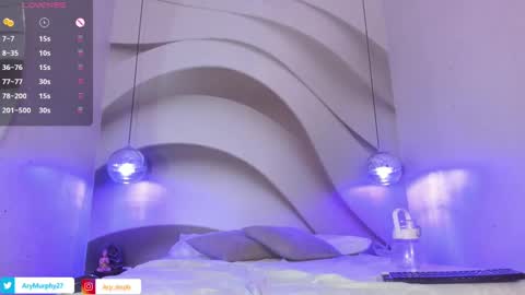 Snapshot of ary1_ chatting on January 8, 6:09 am Ary online show from January 8, 6:09 am