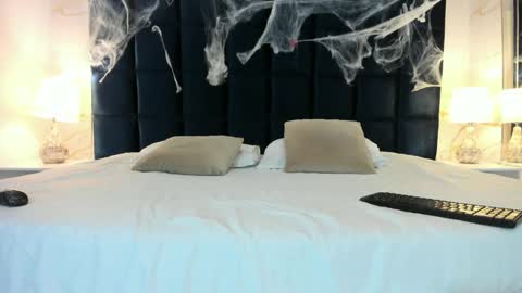 Snapshot of ary1_ chatting on October 20, 3:18 am Ary online show from October 20, 3:18 am