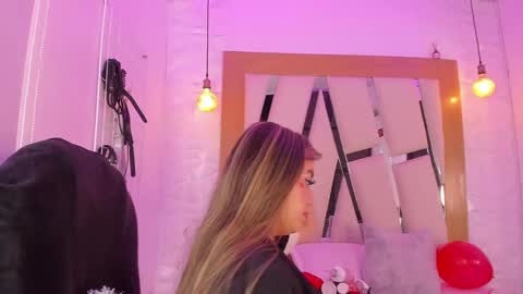 Ary Cooper online show from February 14, 6:40 pm