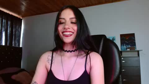 Snapshot of ary_pieerce chatting on September 9, 7:02 pm Independent Model online show from September 9, 7:02 pm