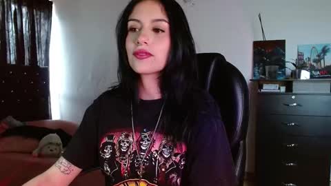 Snapshot of ary_pieerce chatting on October 24, 9:55 pm Independent Model online show from October 24, 9:55 pm