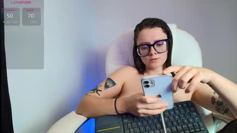 Snapshot of arya_starkw chatting on March 11, 4:29 pm Ary 3 online show from March 11, 4:29 pm