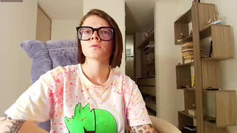 Snapshot of arya_starkw chatting on September 21, 3:13 pm Ary 3 online show from September 21, 3:13 pm