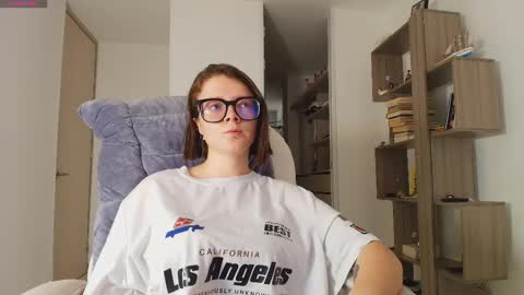 Snapshot of arya_starkw chatting on September 24, 1:36 pm Ary 3 online show from September 24, 1:36 pm