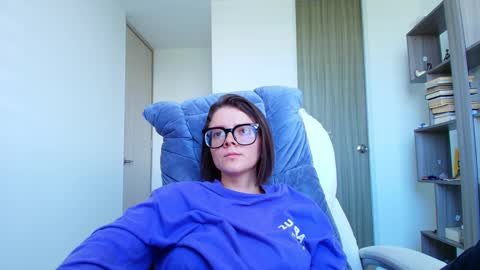 Snapshot of arya_starkw chatting on September 25, 2:43 pm Ary 3 online show from September 25, 2:43 pm