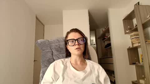 Snapshot of arya_starkw chatting on October 1, 3:07 pm Ary 3 online show from October 1, 3:07 pm