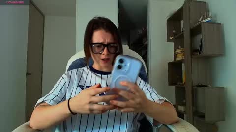 Snapshot of arya_starkw chatting on December 5, 1:09 pm Ary 3 online show from December 5, 1:09 pm