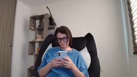 Snapshot of arya_starkw chatting on December 14, 1:49 pm Ary 3 online show from December 14, 1:49 pm