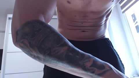 AryanAian1 online show from November 26, 12:50 pm