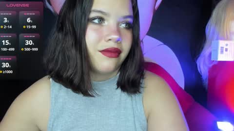 Snapshot of arybutty chatting on January 31, 12:18 pm Ary online show from January 31, 12:18 pm