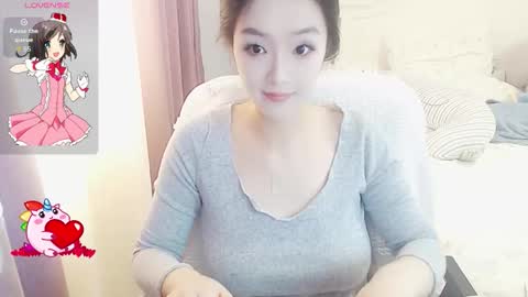 Lily online show from October 24, 4:53 am