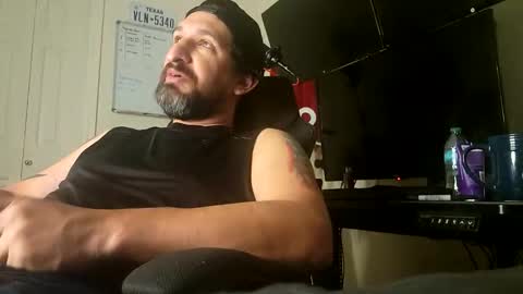 devilPup75 online show from November 24, 4:34 am