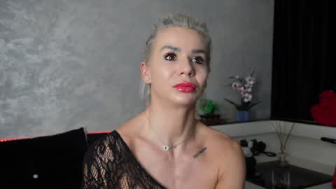 Asha online show from January 26, 1:20 am