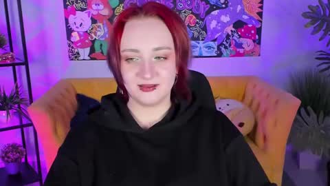 Snapshot of asheluck chatting on December 6, 8:18 pm AshleyAshe online show from December 6, 8:18 pm