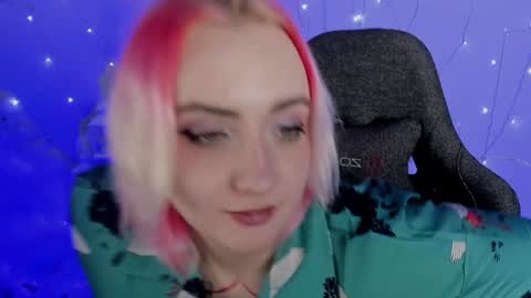 Snapshot of asheluck chatting on January 24, 2:28 am AshleyAshe online show from January 24, 2:28 am