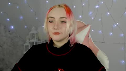 Snapshot of asheluck chatting on January 26, 8:23 pm AshleyAshe online show from January 26, 8:23 pm