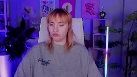 Snapshot of asheluck chatting on September 16, 2:34 am AshleyAshe online show from September 16, 2:34 am