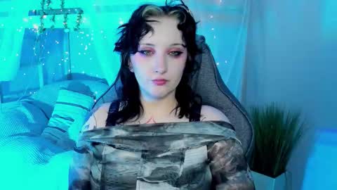 Snapshot of asheluck chatting on November 9, 11:47 pm AshleyAshe online show from November 9, 11:47 pm