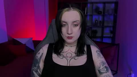 Snapshot of asheluck chatting on December 13, 11:21 pm AshleyAshe online show from December 13, 11:21 pm