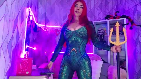 Ashey online show from October 31, 10:16 am