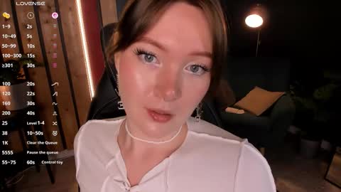 Ash online show from October 1, 12:11 pm