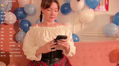 Ash online show from October 5, 12:36 pm