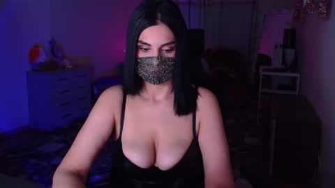   Yasmina   online show from December 9, 4:12 am