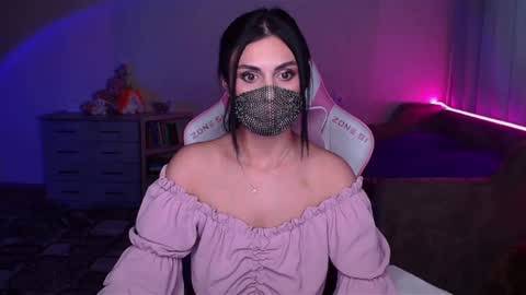   Yasmina   online show from February 12, 8:38 am