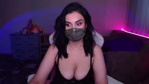   Yasmina   online show from February 22, 8:50 am