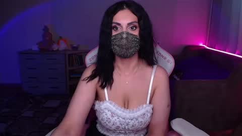   Yasmina   online show from February 26, 5:42 am