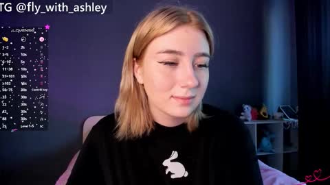 ashley_fly online show from September 9, 6:13 am