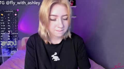 ashley_fly online show from September 21, 6:04 am
